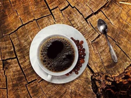 Fuel Their Coffee Passion: Must-Have Gift Accessories!